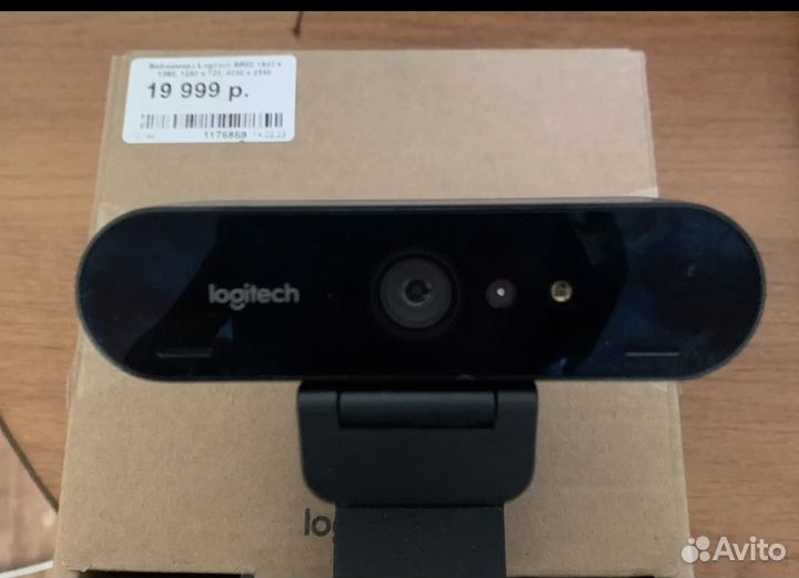 Вэбкамера Logitech brio 4k + штатив