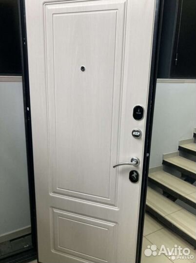 Дверь входная