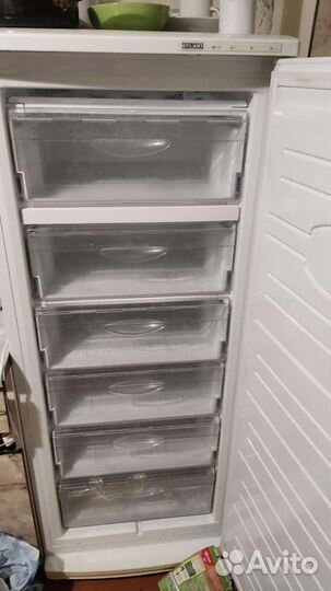 Морозильник Атлант