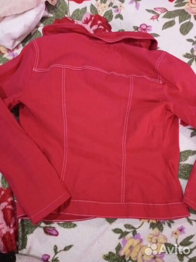 Джинсовая куртка женская