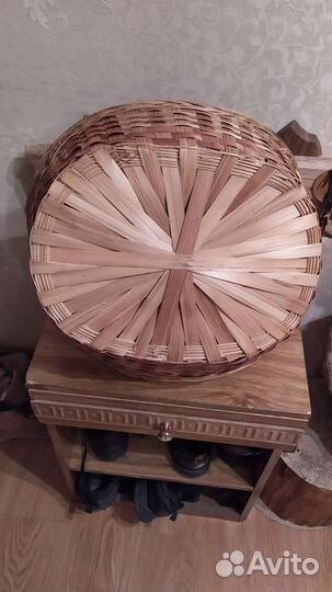 Корзина плетёная для лёгких предметов