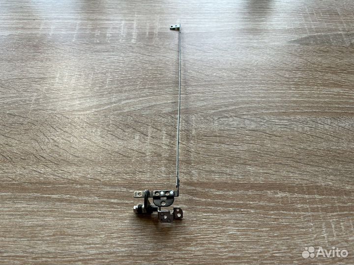 Петля левая HP DV6-3000