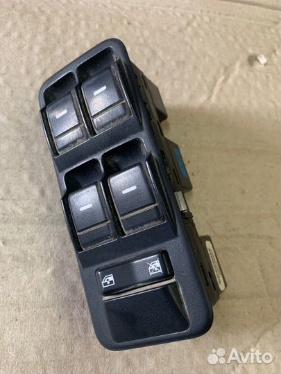 Блок кнопок стеклоподъемника Land Rover Range