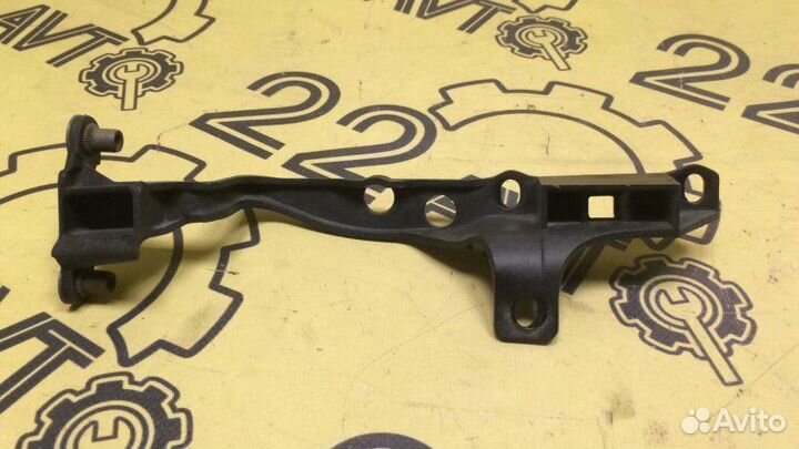 Крепление фары левое Volkswagen Touareg 7L AZZ 3.2