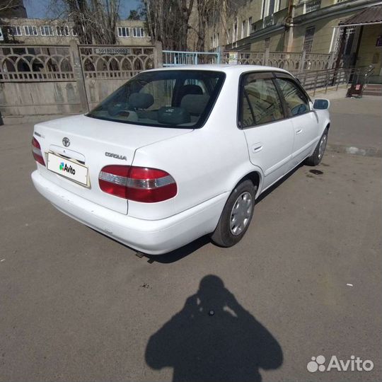 Toyota Corolla 1.5 AT, 1998, 184 030 км