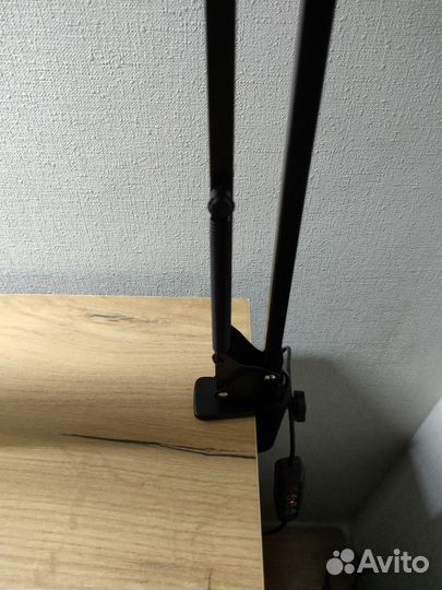 Лампа настольная