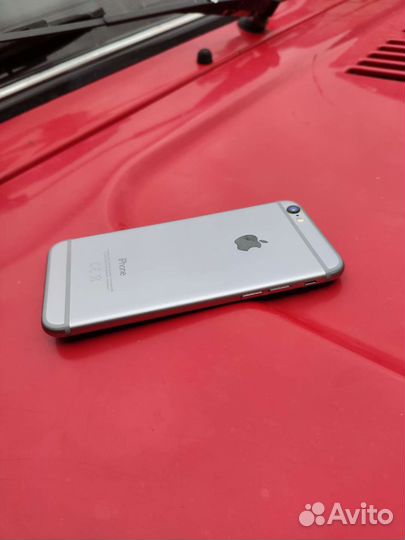 Телефон iPhone 6 32