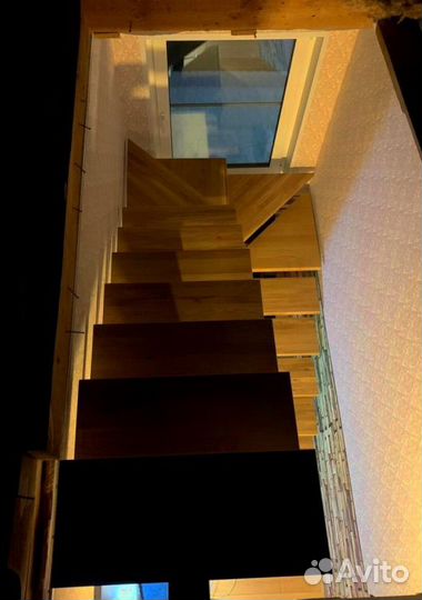 Поворотная лестница