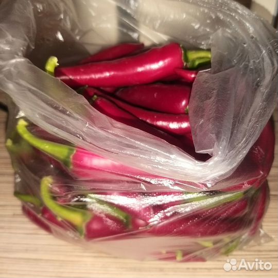 Острый перец Чили уже сухой