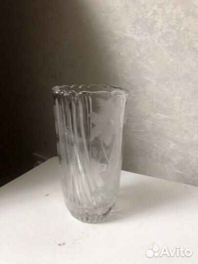 Ваза хрустальная
