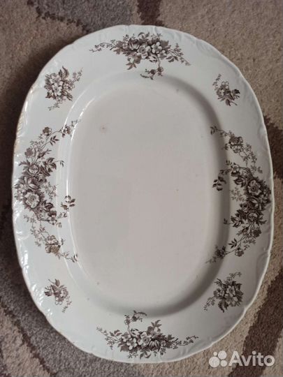 Блюдо фарфоровое старинное Т- ва М.С. Кузнецова