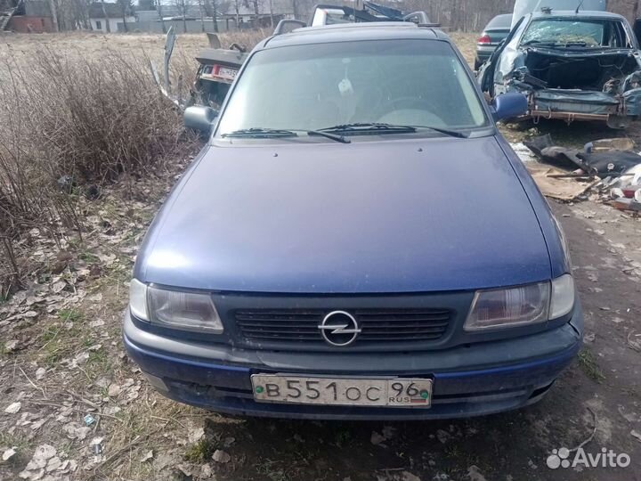 Opel astra 1.6 л разбор