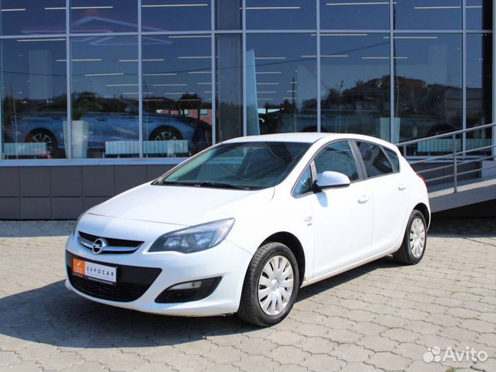 Opel Astra, 2013