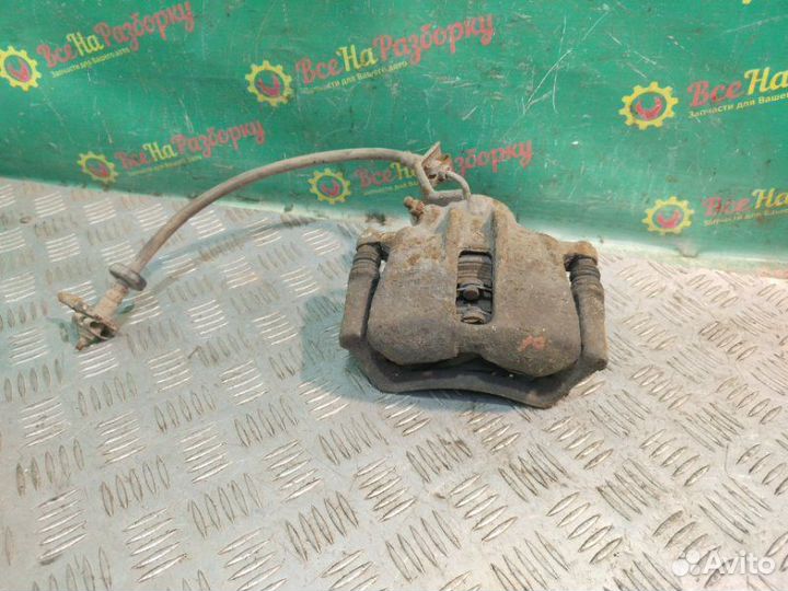 Суппорт передний правый Volkswagen Passat B3