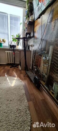 Продам электросамокат