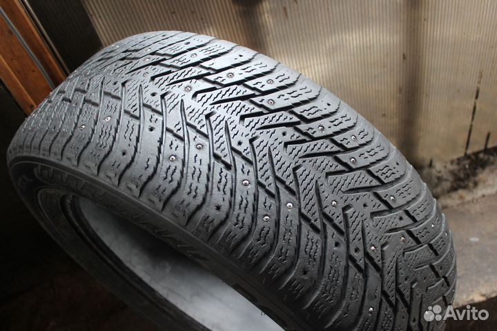 Nokian Tyres Hakkapeliitta 8 235/55 R17 103T