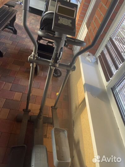 Эллиптический тренажер torneo