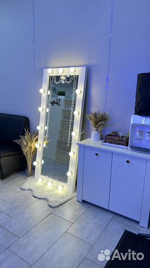 Требуется мастер бровист