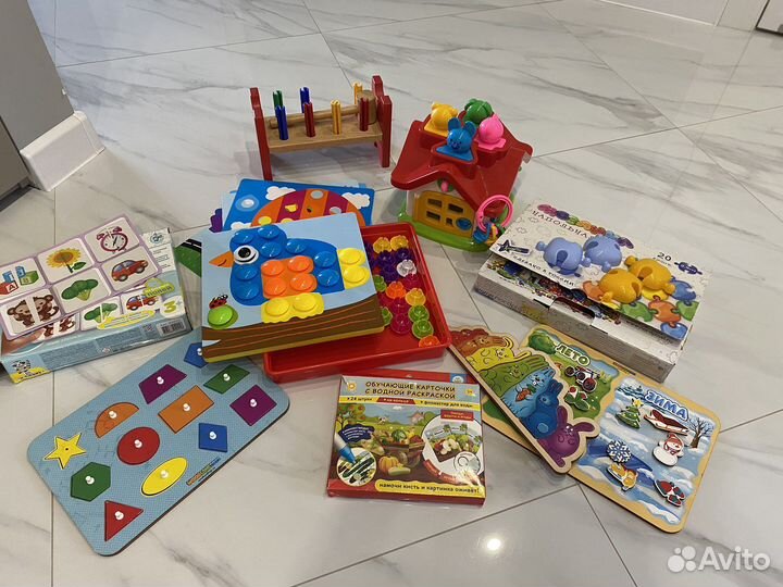 Развивающие игрушки пакетом