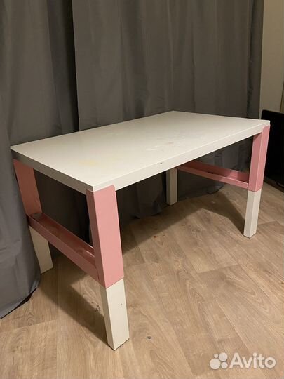 Письменный стол IKEA