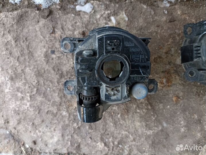 Фара противотуманная LR Citroen C4