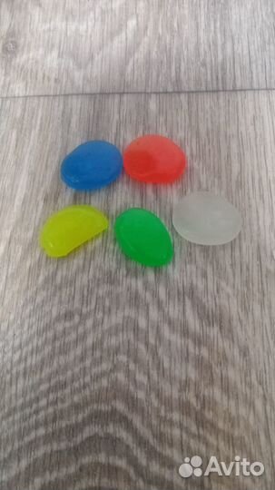 Камни декоративные светящиеся в темноте