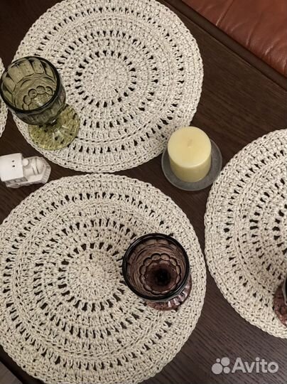 Салфетки сервировочные вязаные