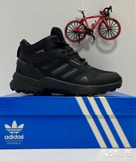 Кроссовки Adidas Terrex зимние