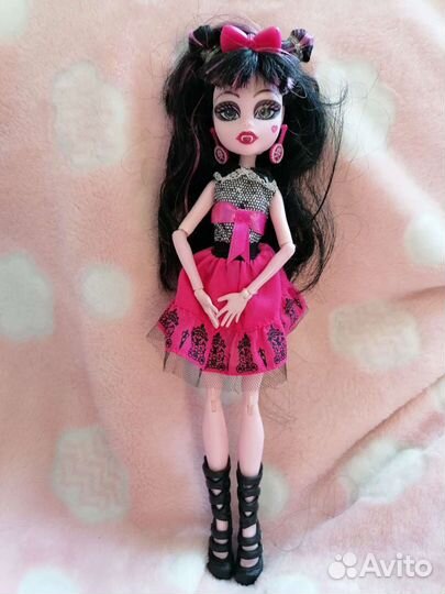 Кукла Монстер Хай Дракулаура