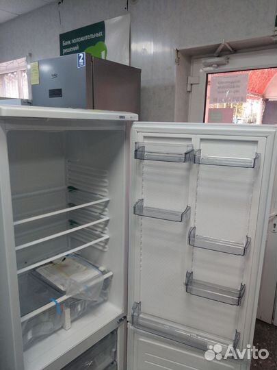 Холодильник новый