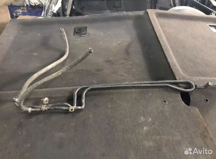 Патрубок трубка шланг на Audi