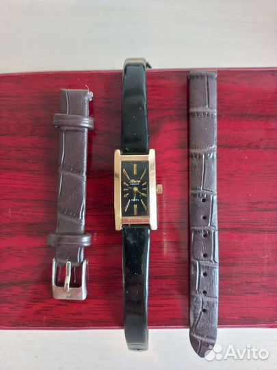 Золотые часы женские 585 ника