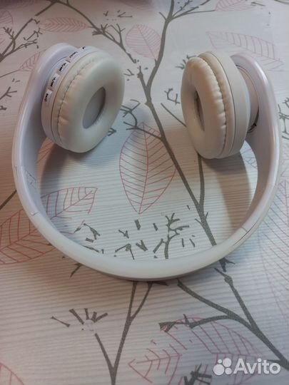 Беспроводные наушники