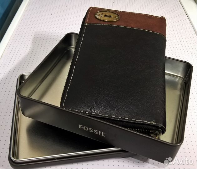 Кошелек нат. кожа бренда Fossil (США)