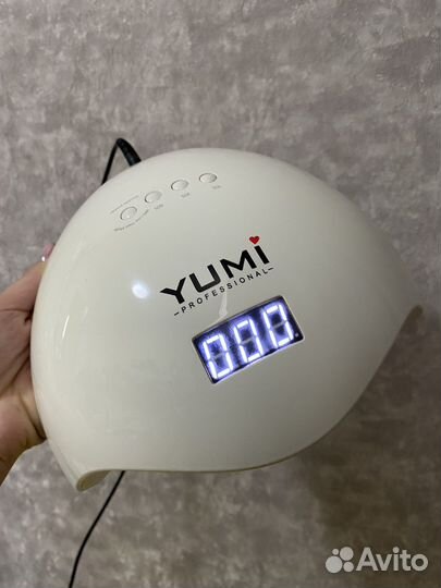 Лампа для сушки ногтей