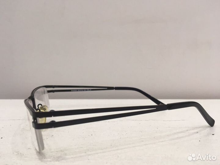 Очки с диоптриями. -2,25