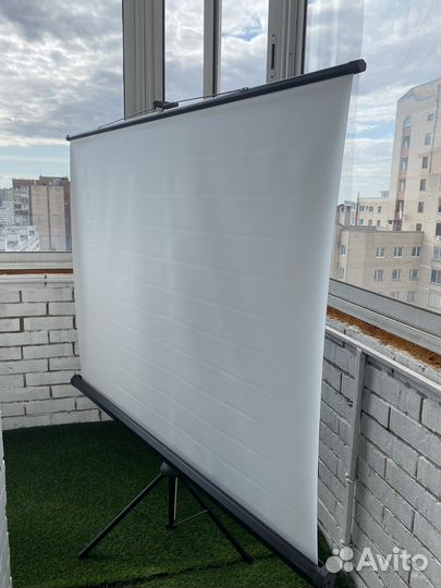 Складной экран для проектора/фотофон