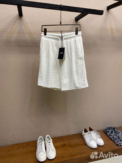 Шорты fendi