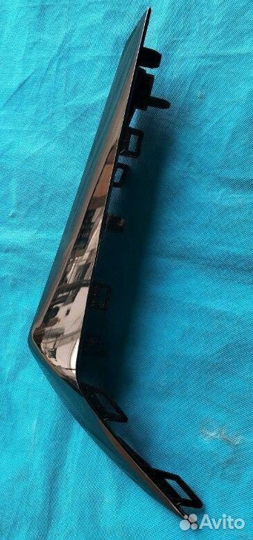 Накладка переднего бампера правая Livan X6 Pro