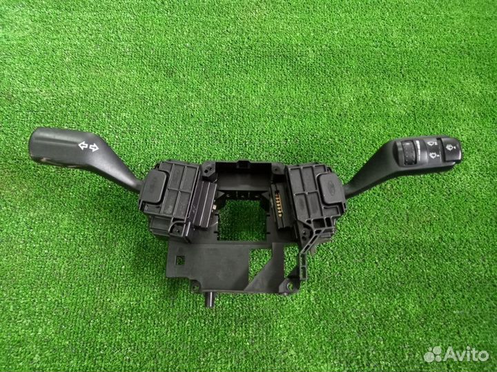 Переключатель Ford Focus II 2005-2011. Хетчбек