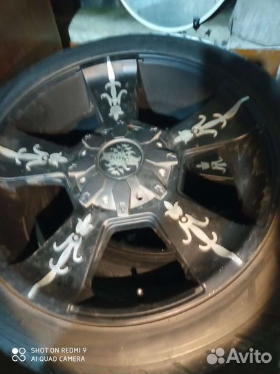 Продам комплект летних колёс R 22