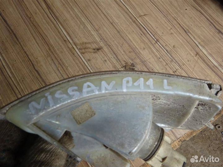 Указатель поворота левый Nissan Primera P11E 1996