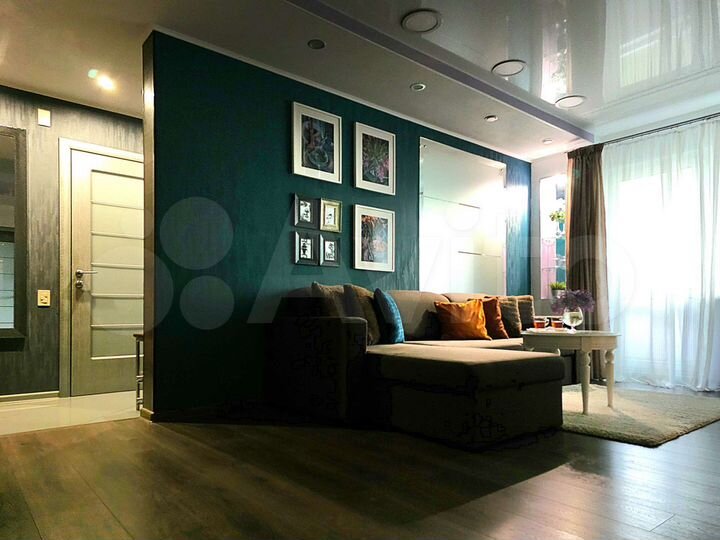 2-к. квартира, 48 м², 1/9 эт.