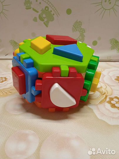 Развивающие игрушки пирамидка сортер