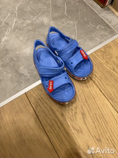 Сандалии для сада и бассейна