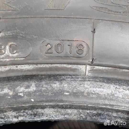 Maxxis SP3 Premitra Ice 205/60 R16