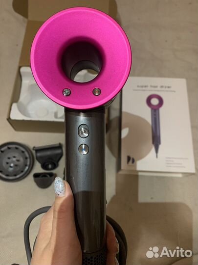 Фен Dyson новый