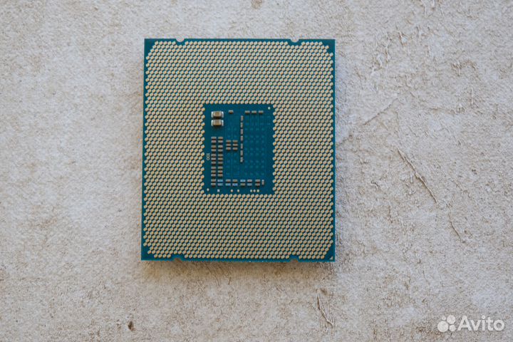 Процессор Xeon E5-2630v3