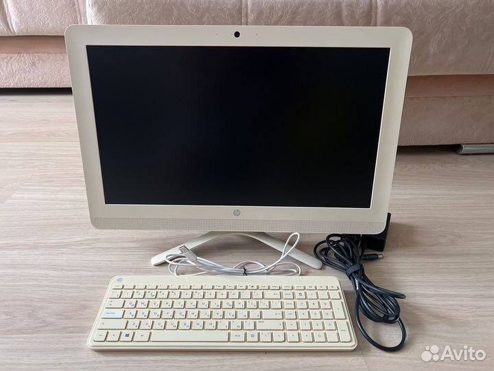 Моноблок hp 22- b062ur