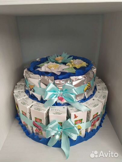 Торт из сладостей